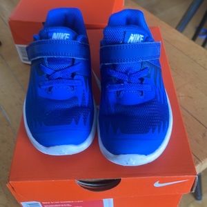 Nike Star Runner shoes royal blue like new with box 9C